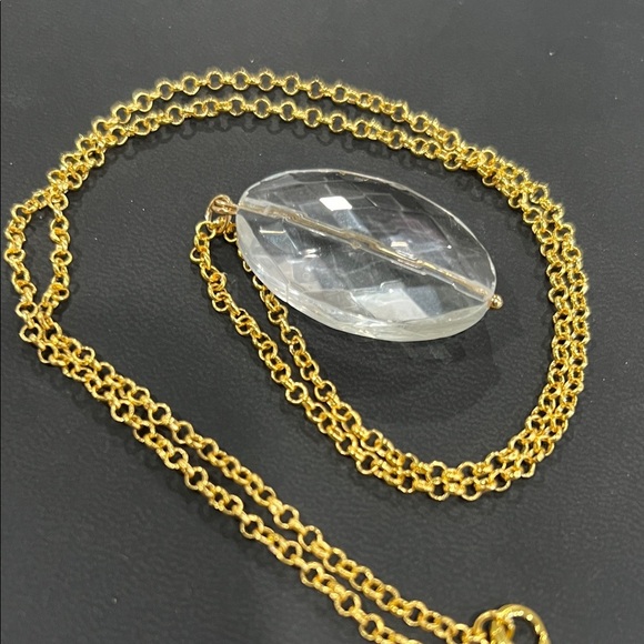 Gold Chain Necklace with Clear Oval Pendant - Picture 3 of 5